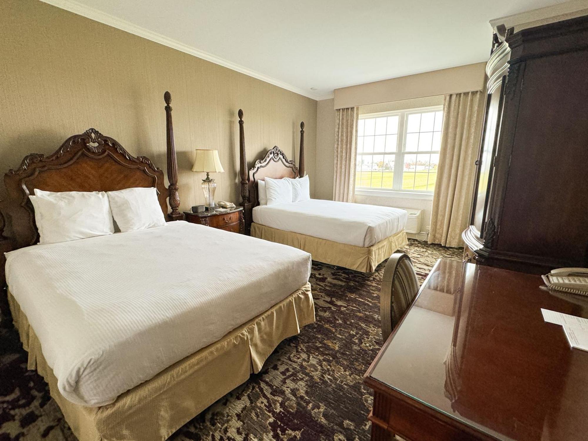 Amishview Inn & Suites Bird-in-Hand Exterior foto